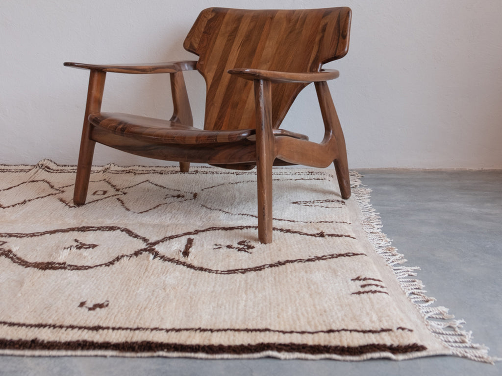 Neutral Moroccan Rug - Contemporary Design with Subtle Patterns and Versatile Colors