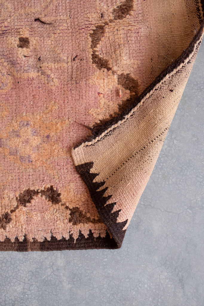 Moroccan rugs Australia: The vintage Moroccan rug bring some warmth and culture to your home