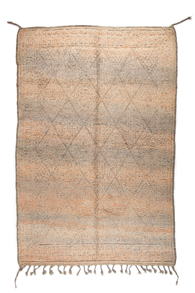 Explore the beauty of Moroccan culture with the vintage Moroccan rug  from Moroccan Tribe's collection.